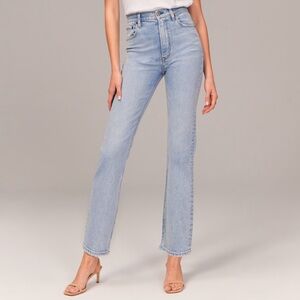 Abercrombie Ultra High Rise Ankle Straight Jean